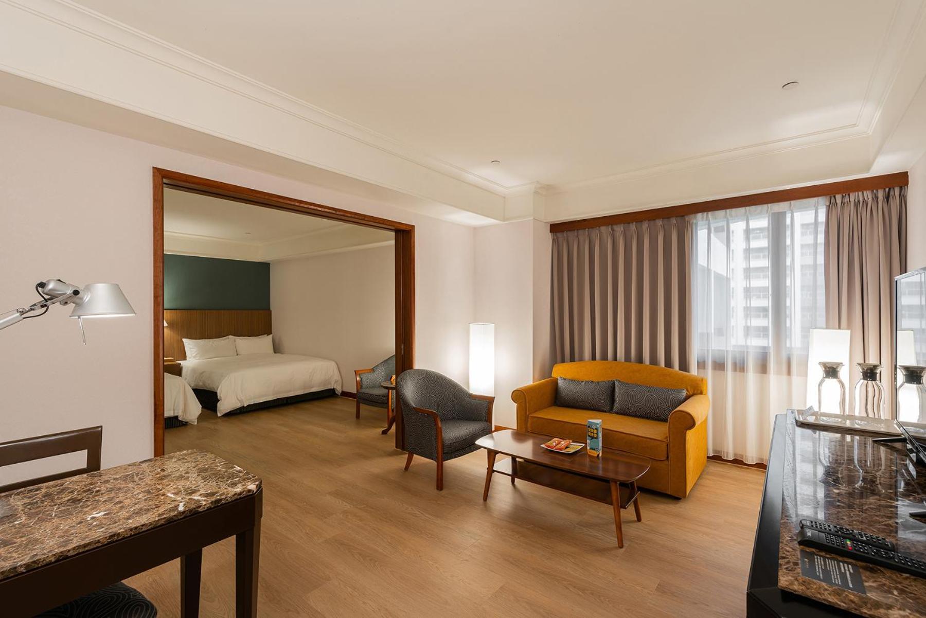 Hotel National Тайчжун Экстерьер фото