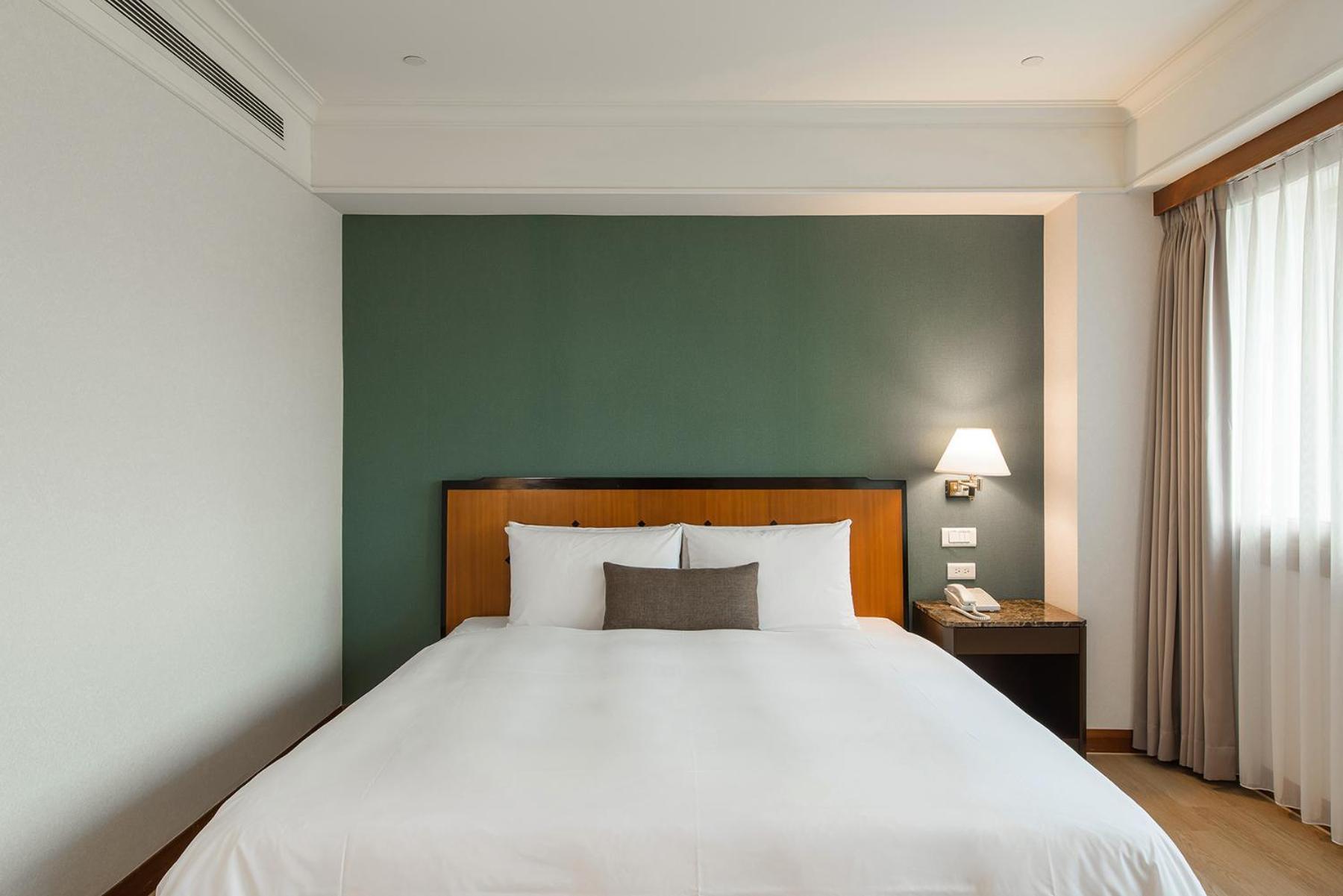 Hotel National Тайчжун Экстерьер фото