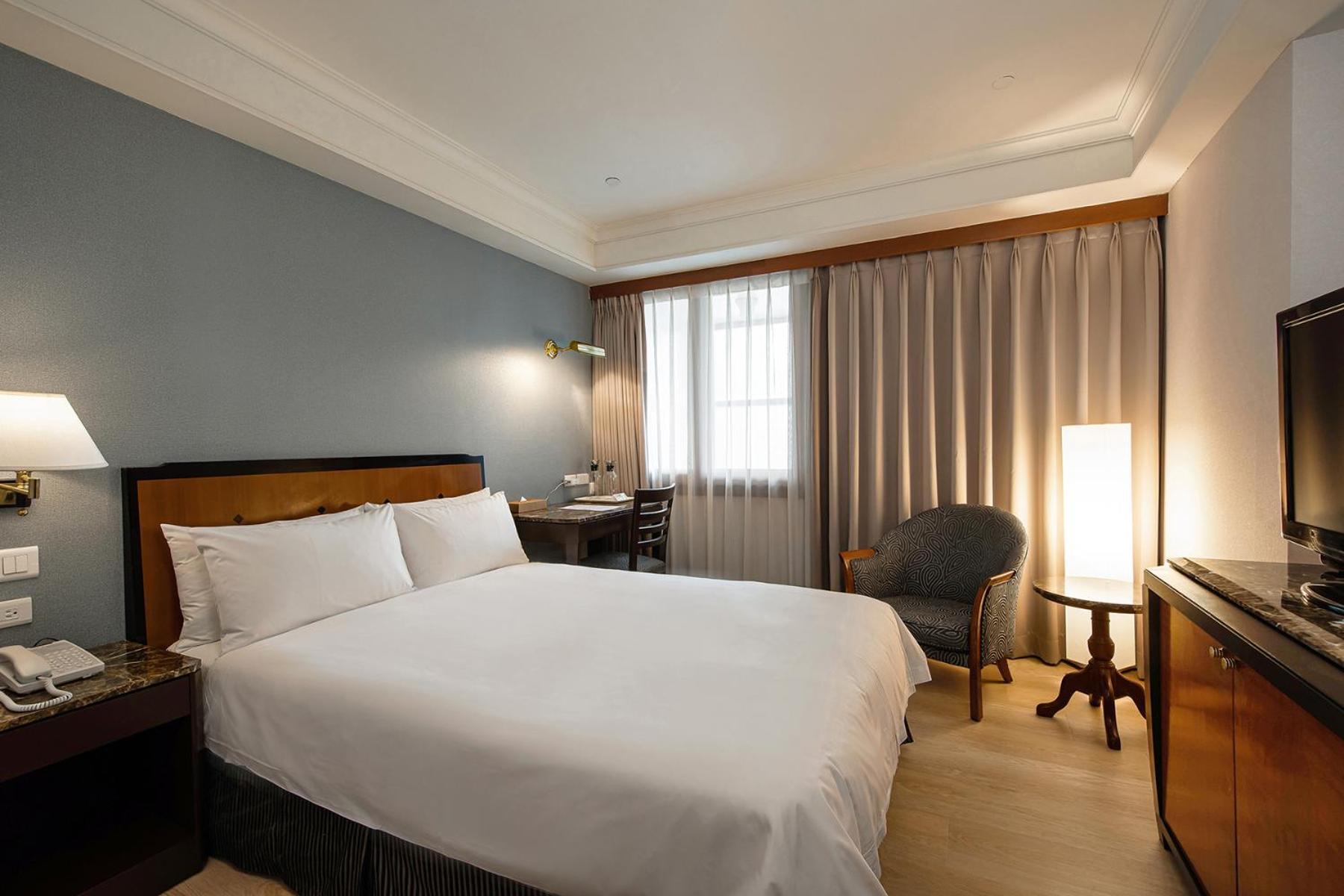 Hotel National Тайчжун Экстерьер фото
