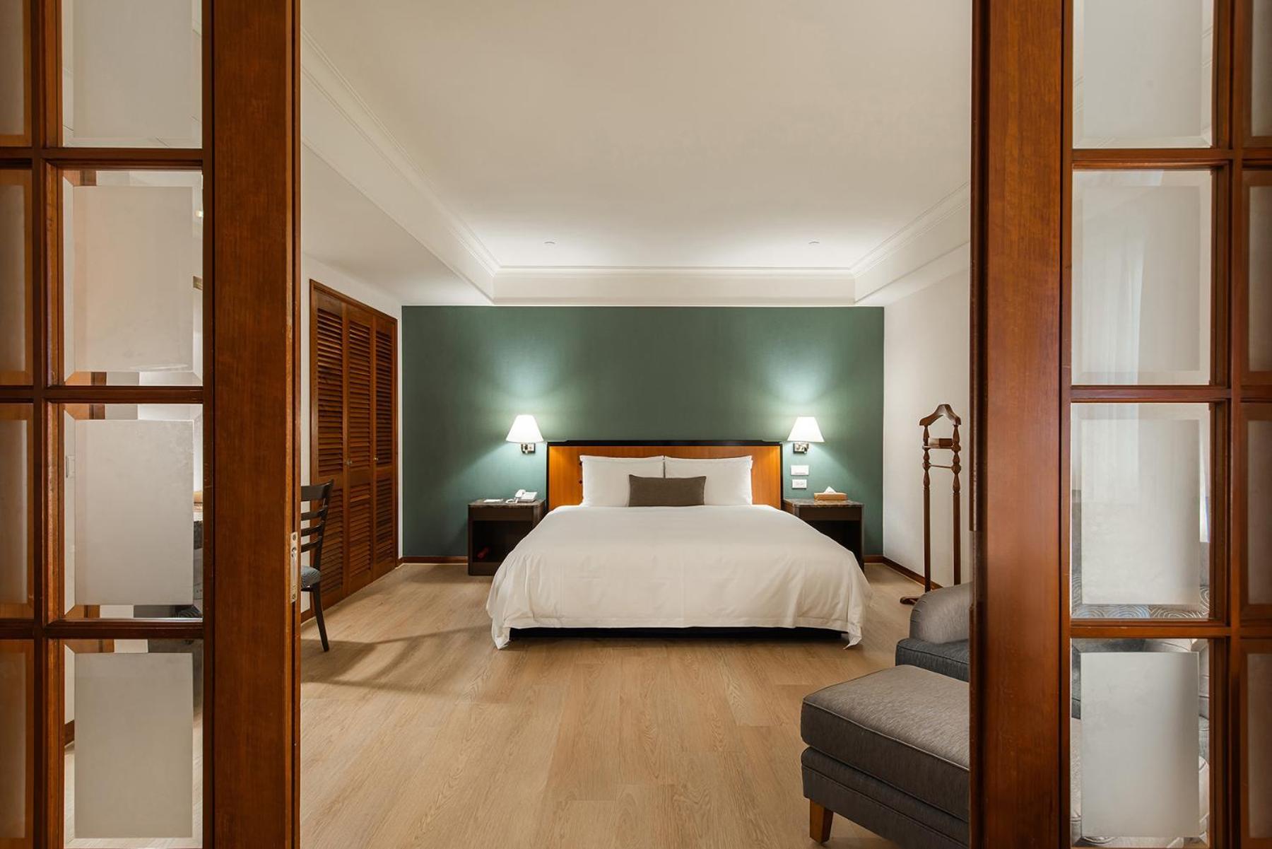 Hotel National Тайчжун Экстерьер фото
